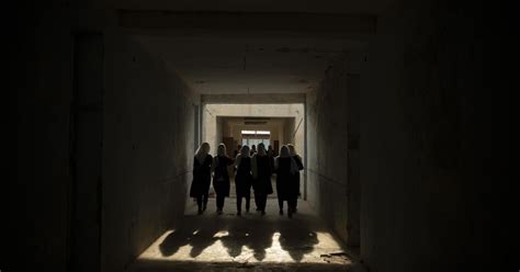For Afghan Women, Singing is Resistance .